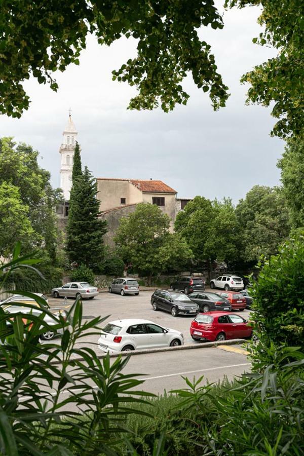 Studio Apartman Old Town Нови-Винодолски Экстерьер фото